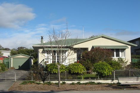 Photo of property in 46 Te Mata Road, Havelock North, 4130