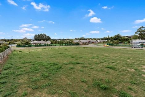 Photo of property in 2 Crawford Close, Amberley, 7410