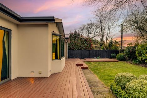 Photo of property in 50 Jeffreys Road, Fendalton, Christchurch, 8052