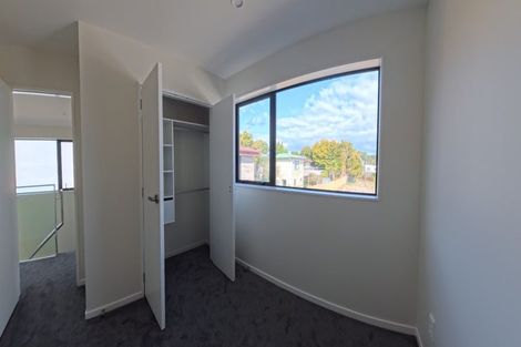 Photo of property in 6/20 William Souter Street, Forrest Hill, Auckland, 0620