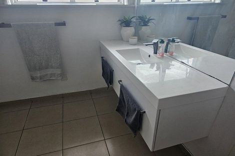 Photo of property in 1b Cassino Crescent, Onekawa, Napier, 4110