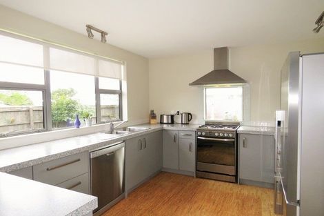 Photo of property in 1 Fuller Close, Levin, 5510