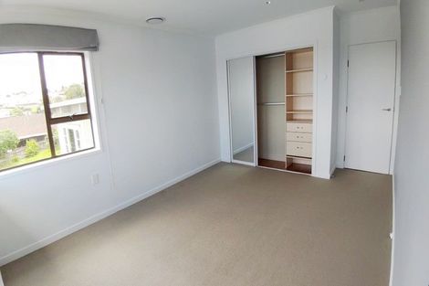 Photo of property in 24 Sunrise Avenue, Mairangi Bay, Auckland, 0630