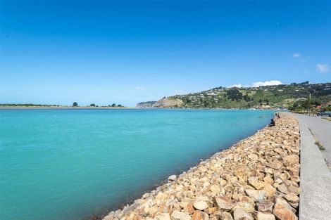 Photo of property in 10/71b Main Road, Redcliffs, Christchurch, 8081