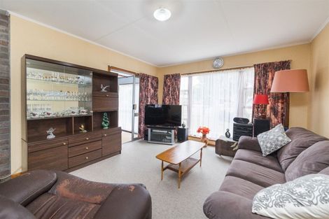 Photo of property in 37 Queen Street, Feilding, 4702