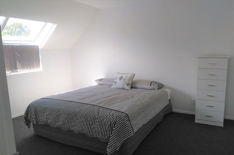 Photo of property in 70d Elizabeth Street, Riccarton, Christchurch, 8041