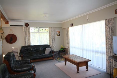 Photo of property in 5 Oxford Street, Tirau, 3410