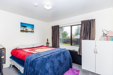 Photo of property in 16 Leather Street, Huntly, 3700