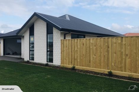 Photo of property in 10 Johnson Avenue, Amberley, 7410