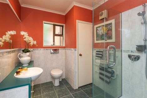 Photo of property in 22 Helmores Lane, Merivale, Christchurch, 8014