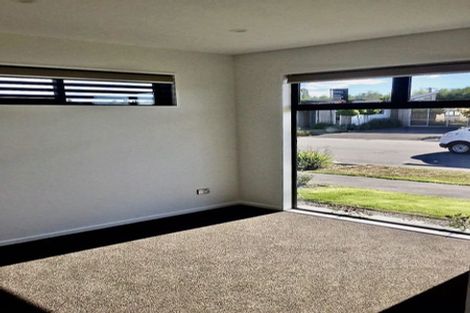 Photo of property in 25 Te Rito Street, Marshland, Christchurch, 8083