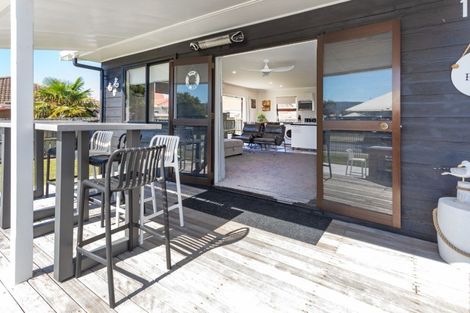 Photo of property in 105 Chartwell Avenue, Whangamata, 3620