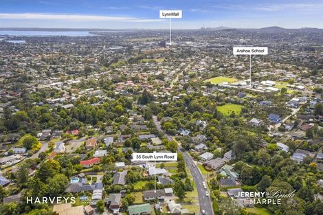 Photo of property in 35 South Lynn Road, Titirangi, Auckland, 0604