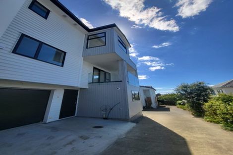Photo of property in 29 Raleigh Road, Northcote, Auckland, 0627