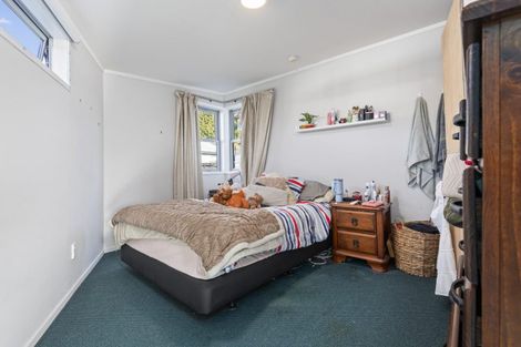 Photo of property in 12 Walker Crescent, Bulls, 4818