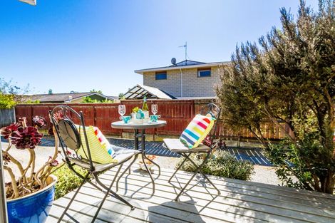 Photo of property in 2/11 Exeter Street, Stoke, Nelson, 7011