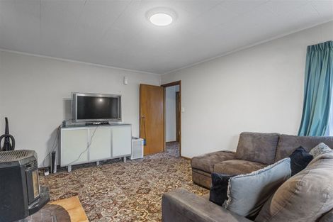 Photo of property in 3 Tralee Place, Bishopdale, Christchurch, 8053