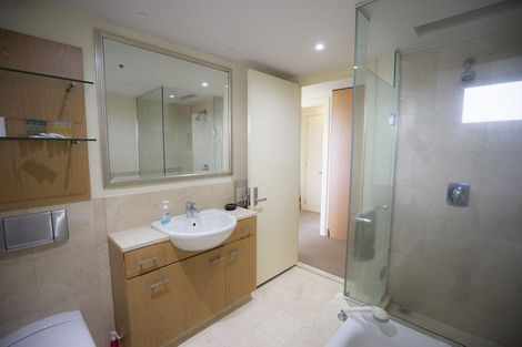 Photo of property in The Metropolis Apartments, 2912/1 Courthouse Lane, Auckland Central, Auckland, 1010