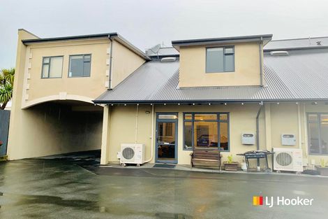 Photo of property in 5 Anzac Avenue, Dunedin Central, Dunedin, 9016