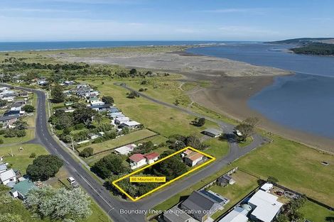 Photo of property in 88 Maunsell Road, Port Waikato, 2695