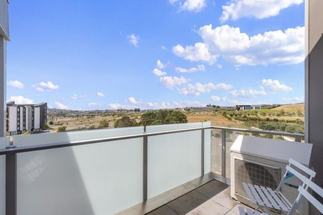 Photo of property in 503/3 Rose Garden Lane, Albany, Auckland, 0632