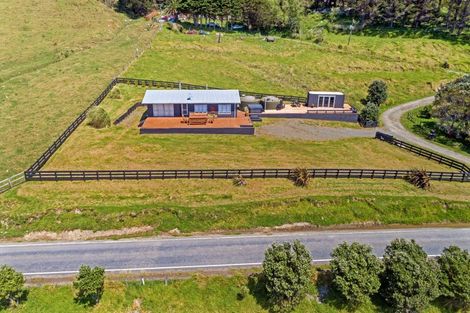Photo of property in 490d East Cape Road, Te Araroa, Tikitiki, 4087