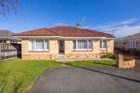 Photo of property in 77 Fox Street, Hamilton East, Hamilton, 3216