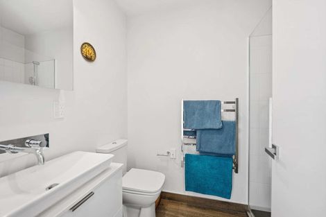 Photo of property in 9/83 Hinemoa Street, Birkenhead, Auckland, 0626