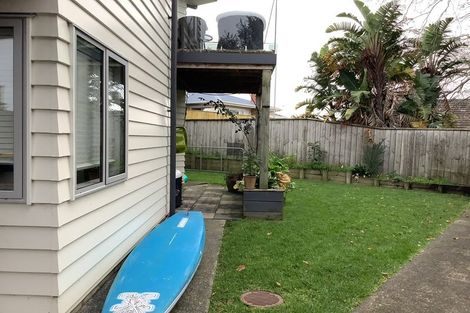 Photo of property in 1/12 Speedy Crescent, Hillcrest, Auckland, 0627