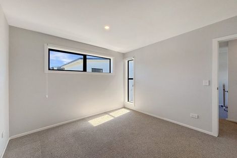 Photo of property in 5 Woodcarver Lane, Titahi Bay, 5022