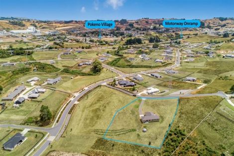 Photo of property in 12 Peet Row, Pokeno, 2471