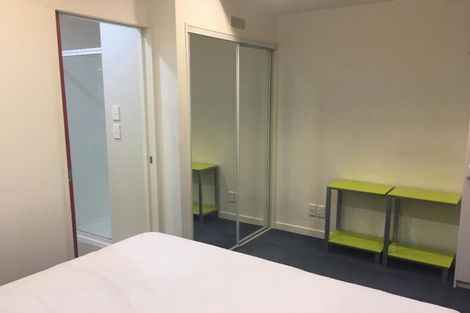 Photo of property in Terrace Heights Apartments, 5b/163 The Terrace, Wellington Central, Wellington, 6011