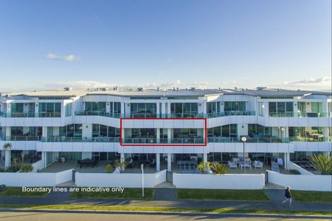 Photo of property in 203/136 Marine Parade, Mount Maunganui, 3116