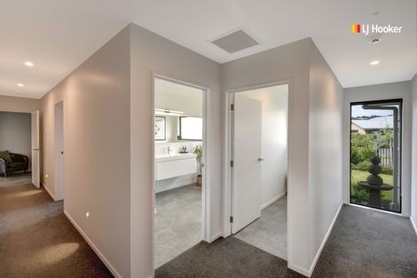 Photo of property in 10 Kinloch Place, Mosgiel, 9024