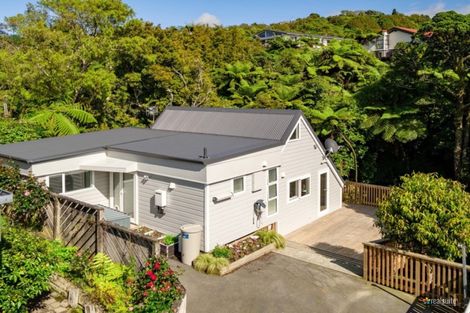 Photo of property in 44 Harbour View Road, Harbour View, Lower Hutt, 5010