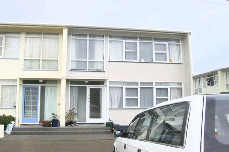 Photo of property in 6/55 Apu Crescent, Lyall Bay, Wellington, 6022