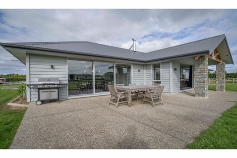 Photo of property in 15 Wilcox Road, Seaward Bush, Invercargill, 9871