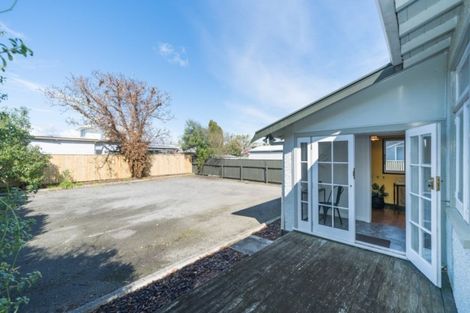 Photo of property in 42 Dahlia Street, Palmerston North, 4410