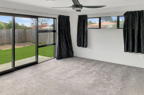 Photo of property in 8 Gladys Place, Levin, 5510