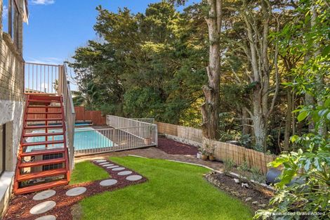Photo of property in 8 Deodar Place, Totara Heights, Auckland, 2105