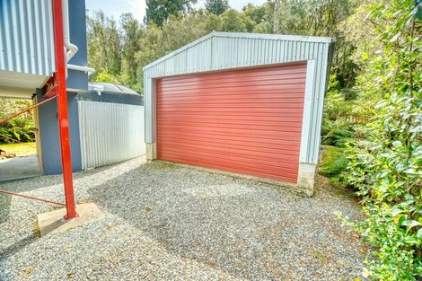 Photo of property in 17 Korua Street, Moana, 7872