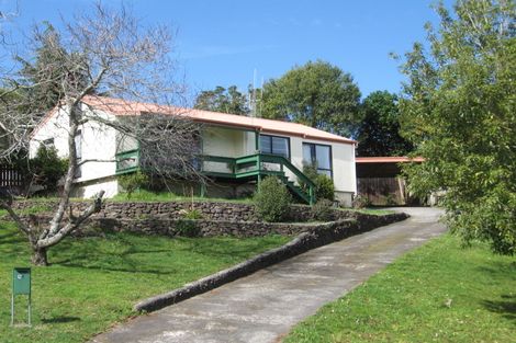 Photo of property in 19 Dunton Drive, Welcome Bay, Tauranga, 3112