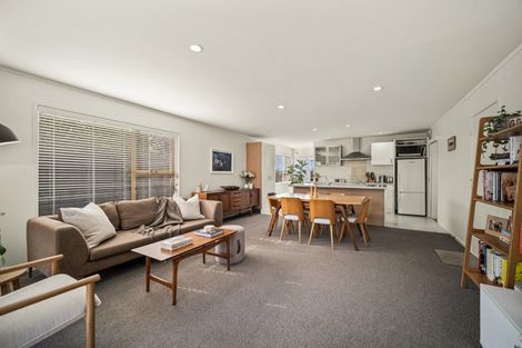 Photo of property in 98 Huia Road, Point Chevalier, Auckland, 1022