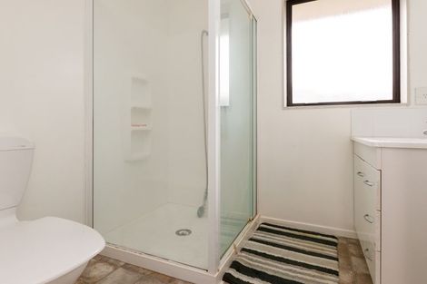 Photo of property in 5 Nevada Way, Kelvin Grove, Palmerston North, 4414