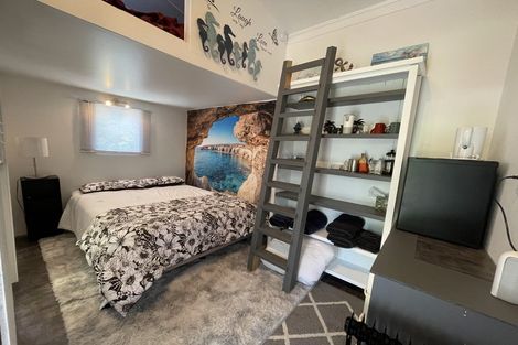 Photo of property in 54 Powells Road, Cable Bay, 0420