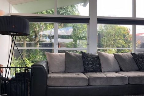 Photo of property in 94 Barrack Road, Mount Wellington, Auckland, 1060