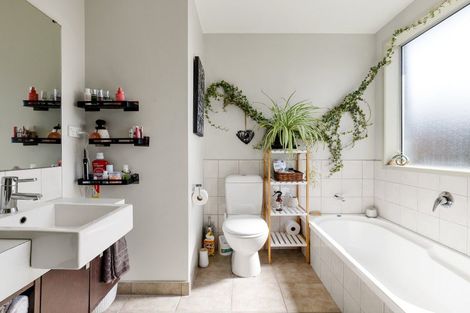 Photo of property in 22e Sayer Street, Frankton, Hamilton, 3204