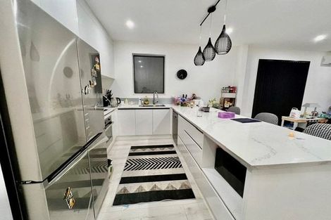 Photo of property in 125 Tarapuka Road, Westgate, Auckland, 0814