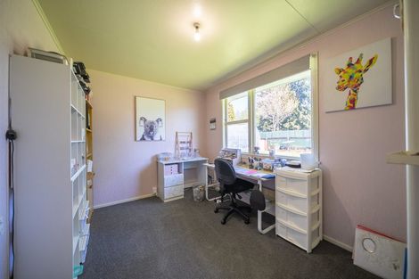 Photo of property in 97 Devon Street, Mossburn, 9792