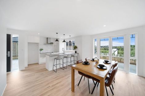 Photo of property in 26 Arohaina Avenue, Karaka, Papakura, 2124